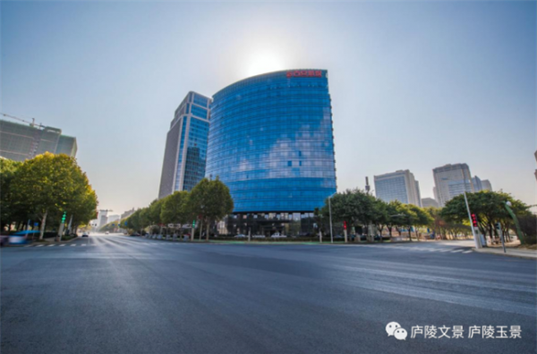 吉安城投·花圃地產(chǎn)匠心打造，高鐵城芯準現(xiàn)房 實景浮現(xiàn)！